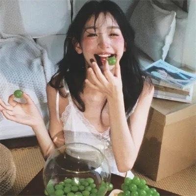 大青树下